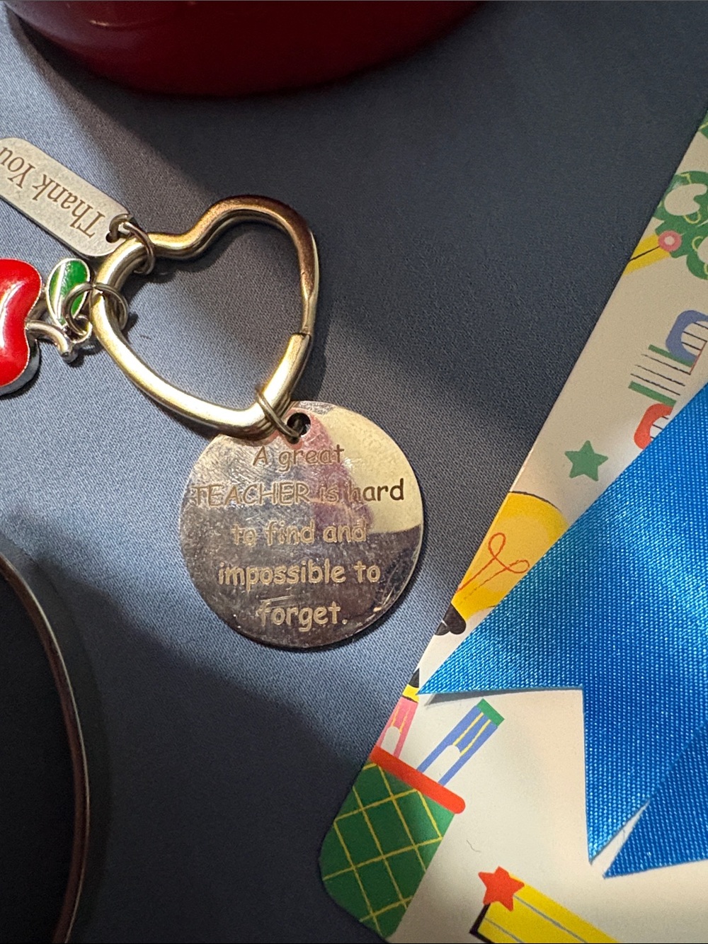 Teacher bundle has Ceramic Apple/yellow Pencil Lid on a cup, candle and jewelry - Picture 3 of 15